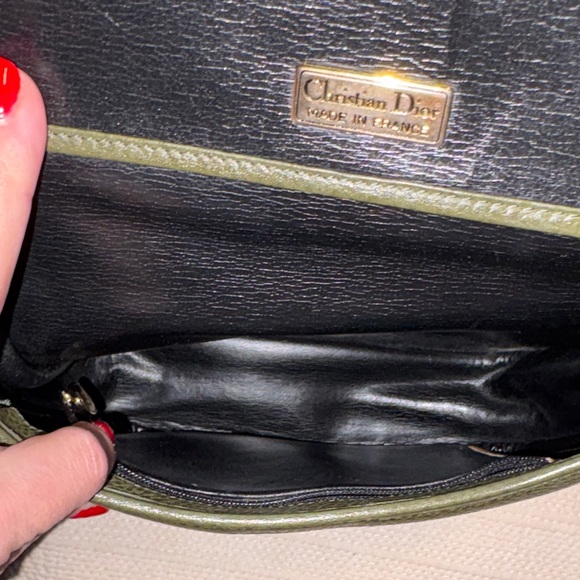 Christian Dior Vintage pebbled leather crossbody in GUC - Picture 9 of 12